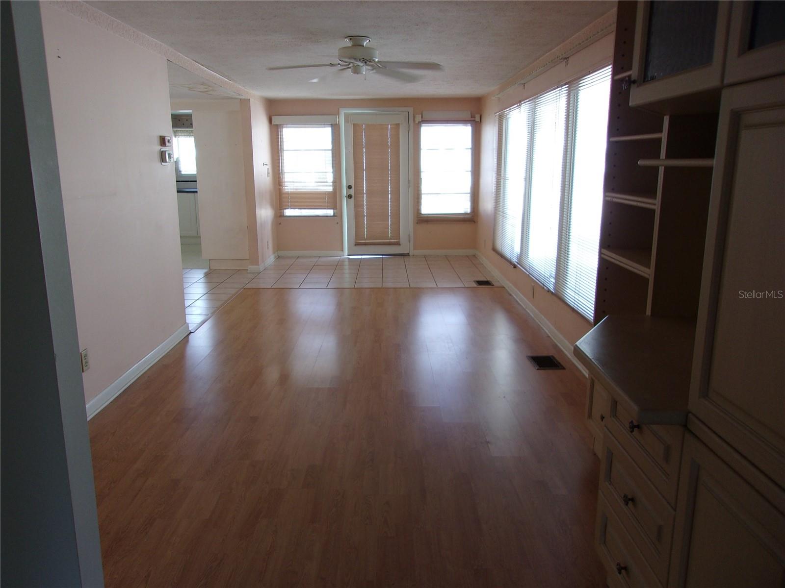 863 S GREEN CIR, VENICE, FL, 34285