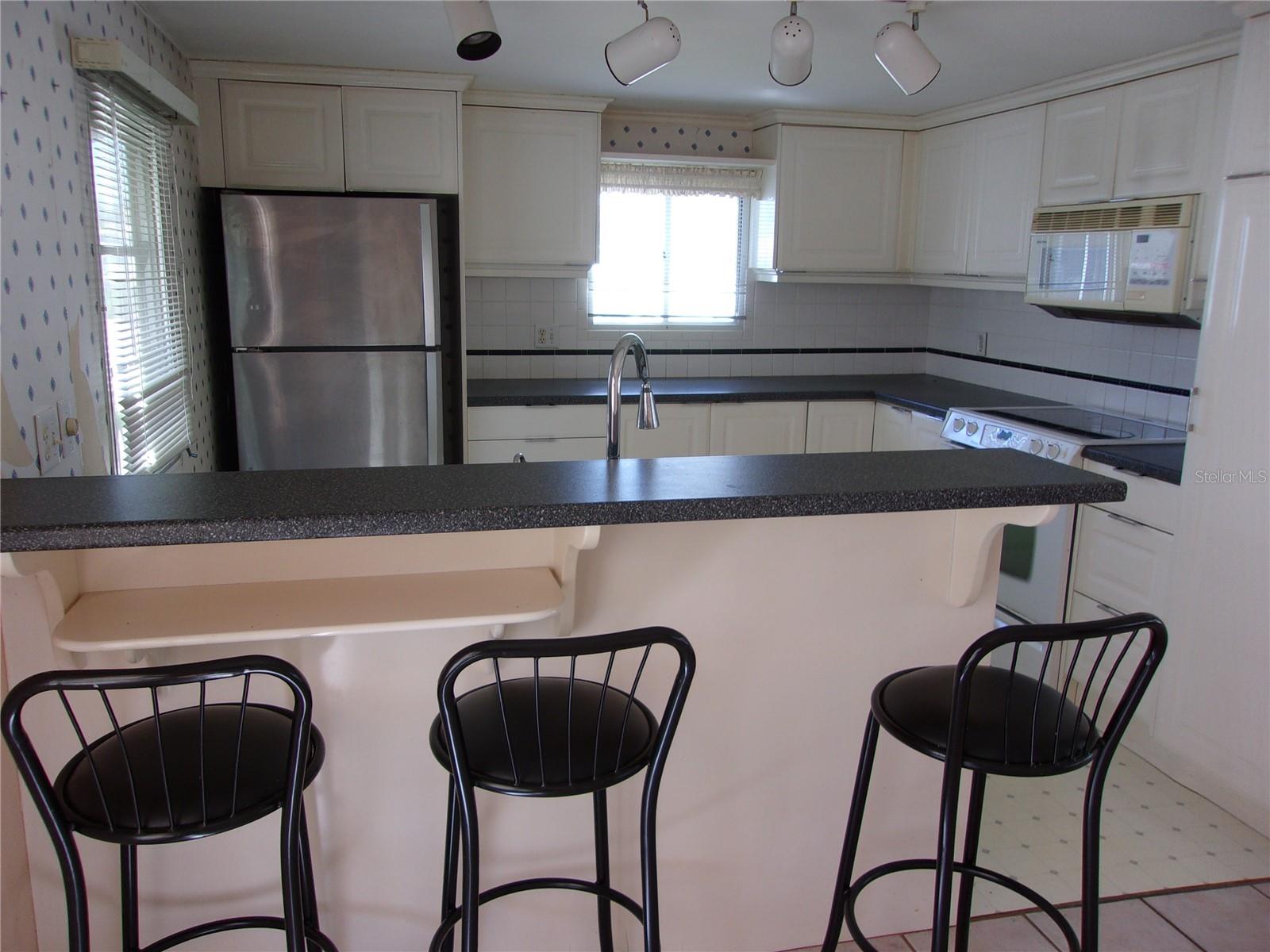 863 S GREEN CIR, VENICE, FL, 34285