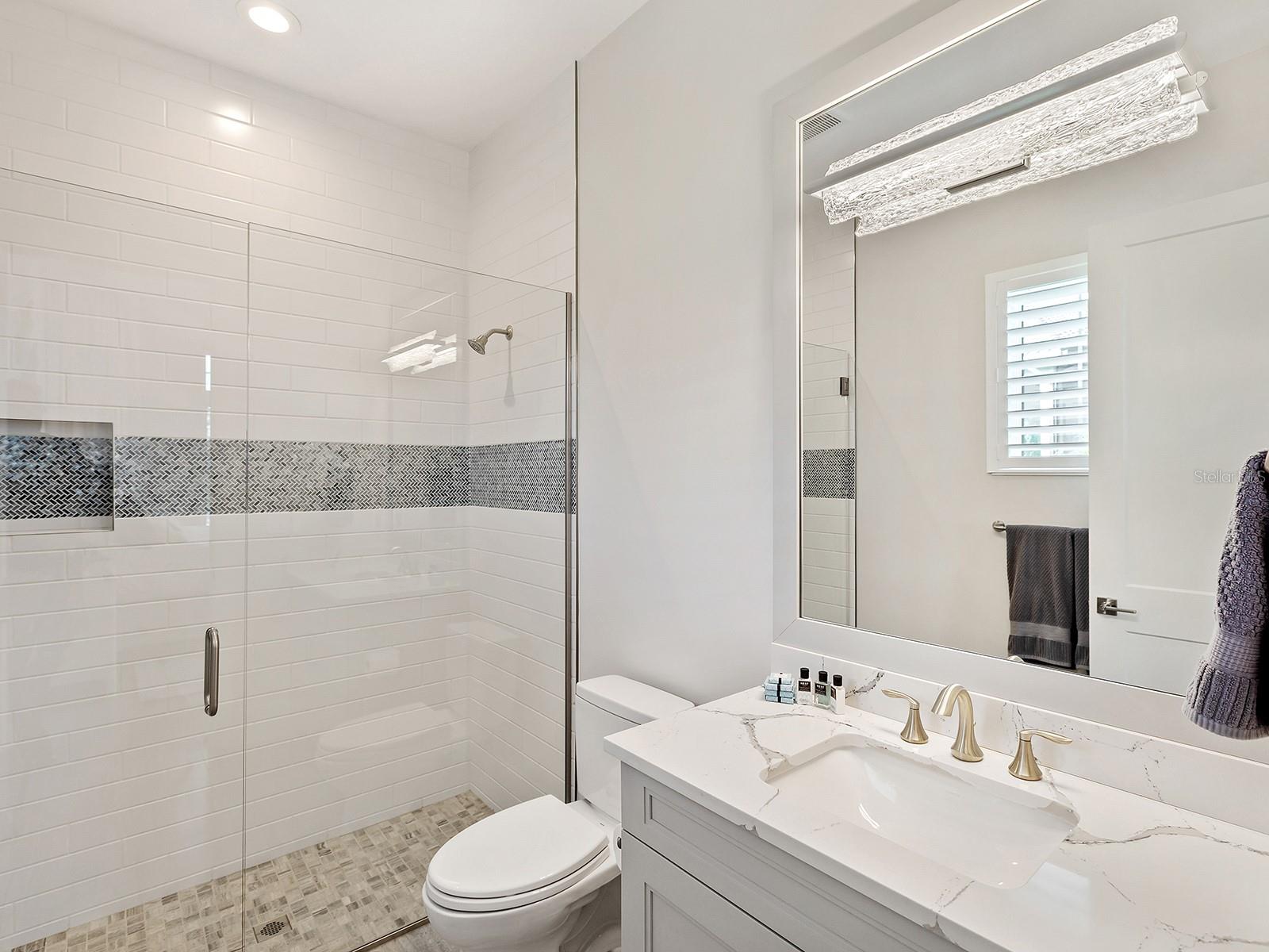 A4669356 Property Photo