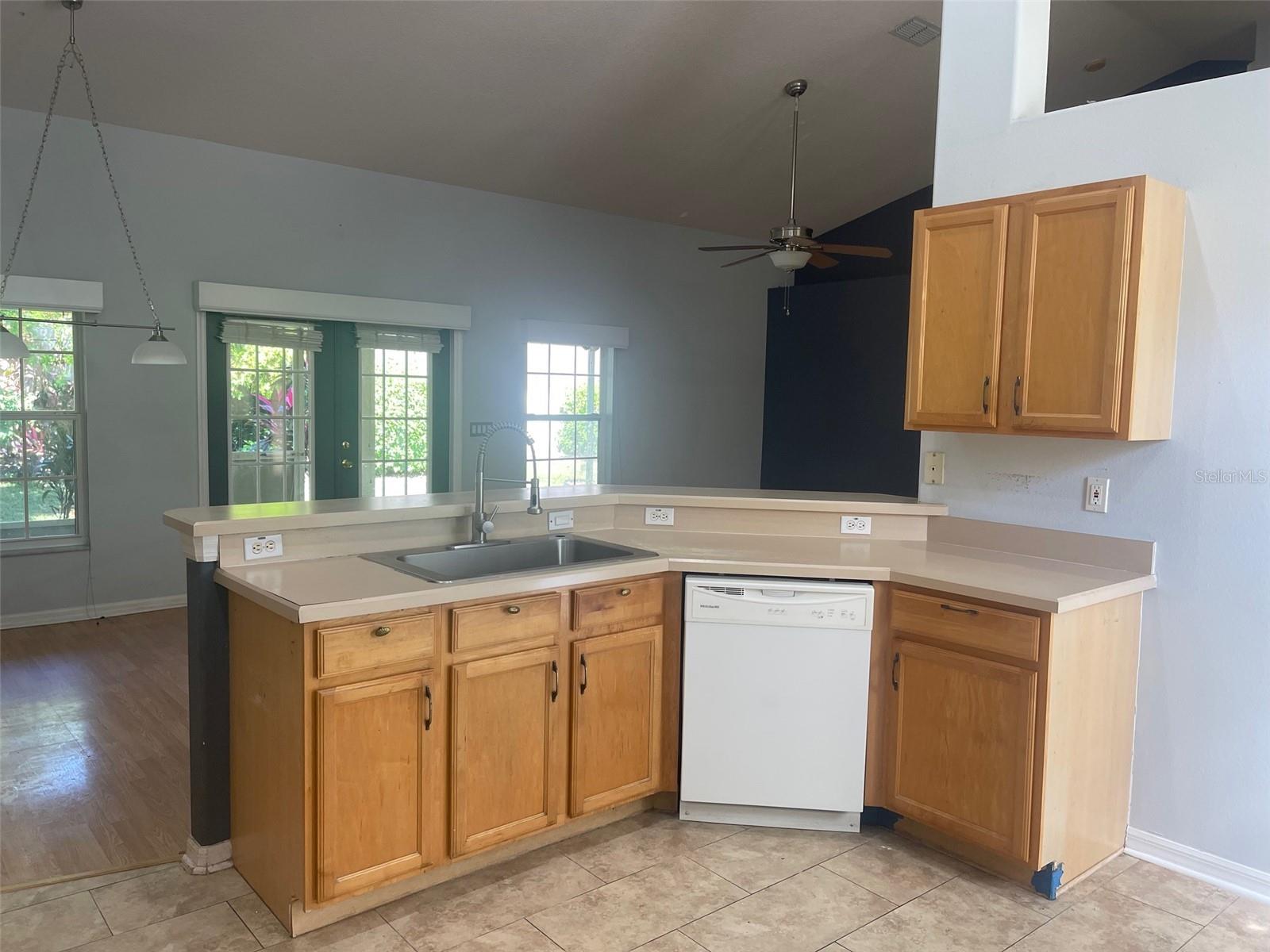 2710 BOND ST, CLERMONT, FL, 34711