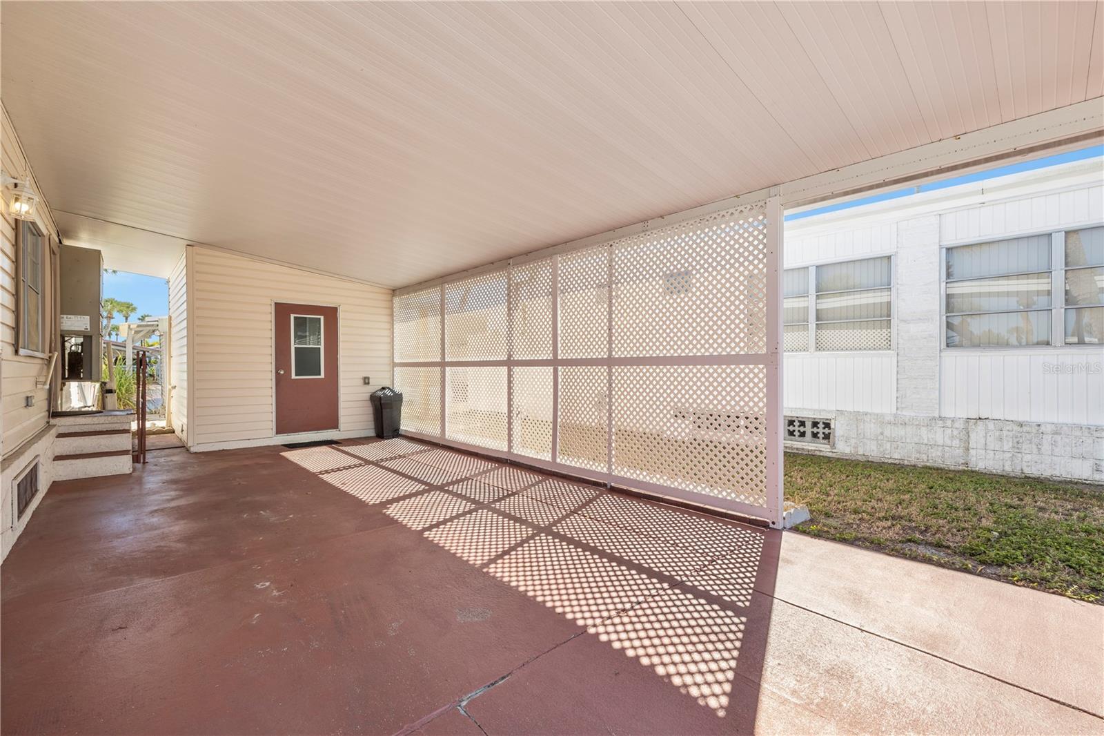 4851 W GANDY BLVD #B13L25, TAMPA, FL, 33611