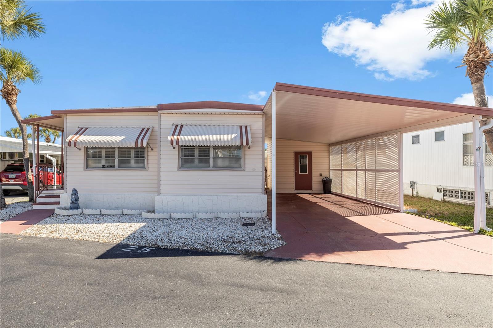 4851 W GANDY BLVD #B13L25, TAMPA, FL, 33611