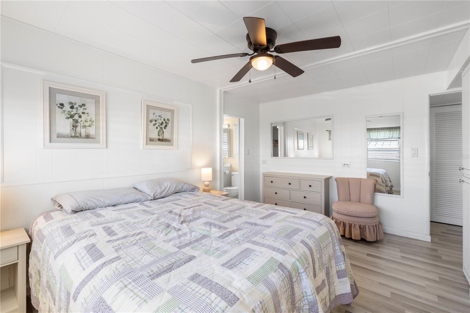 4851 W GANDY BLVD #B13L25, TAMPA, FL, 33611