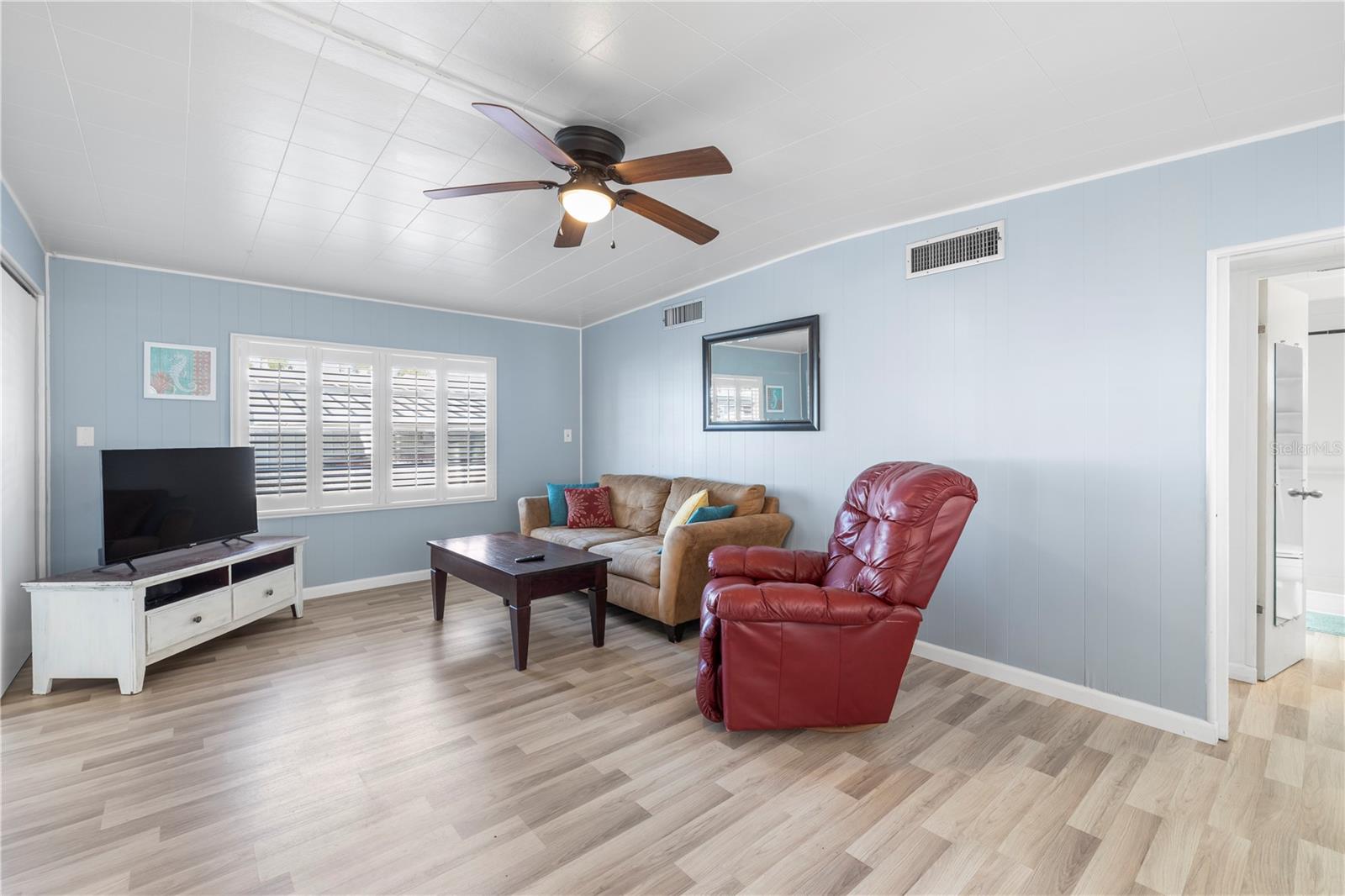 4851 W GANDY BLVD #B13L25, TAMPA, FL, 33611