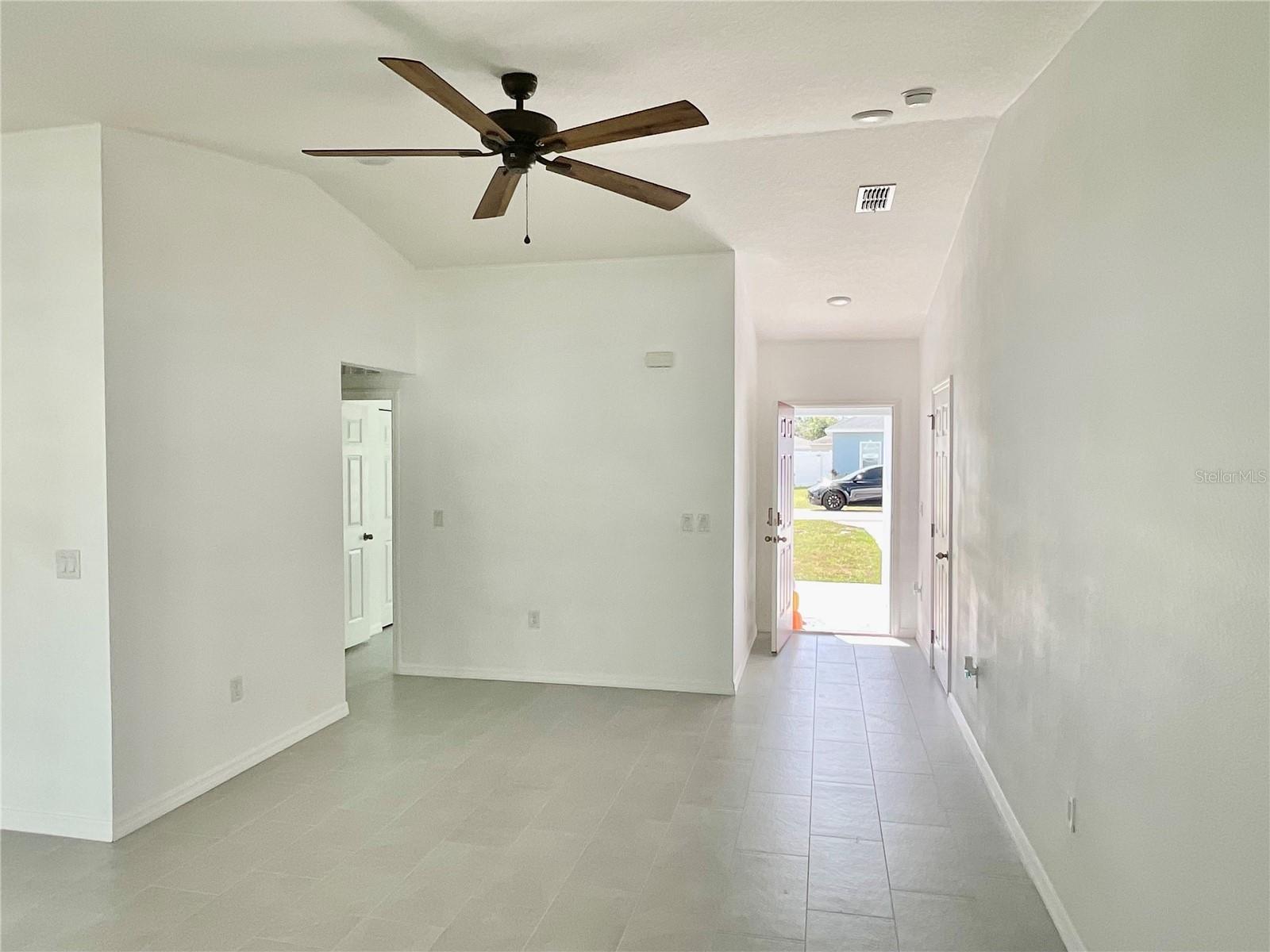 270 HYACINTH, POINCIANA, FL, 34758