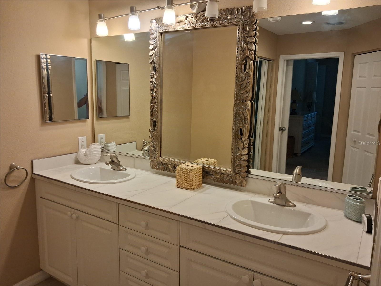 10255 DORY DR #1, OXFORD, FL, 34484