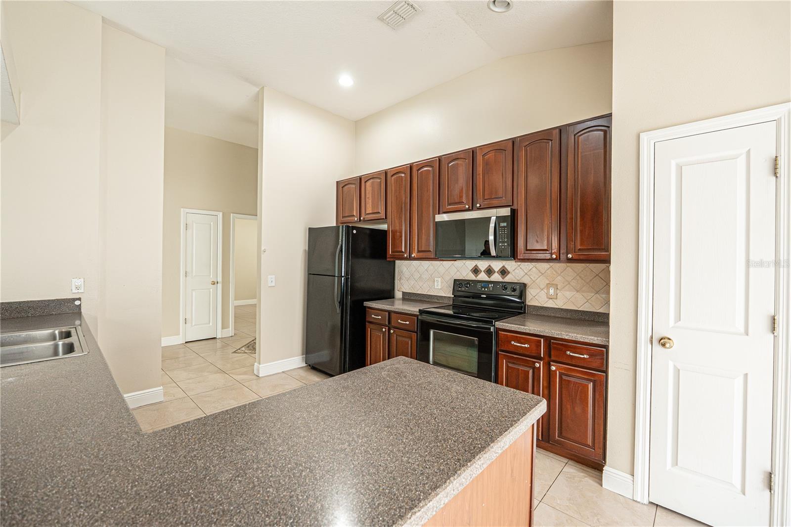 2709 LUCAS LAKES LN, KISSIMMEE, FL, 34744