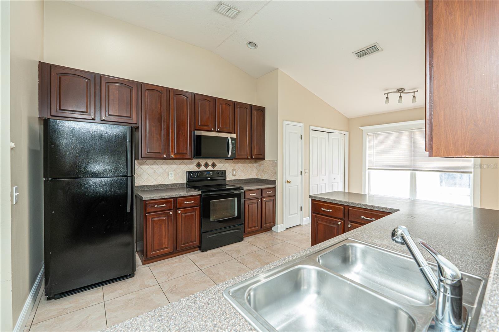 2709 LUCAS LAKES LN, KISSIMMEE, FL, 34744