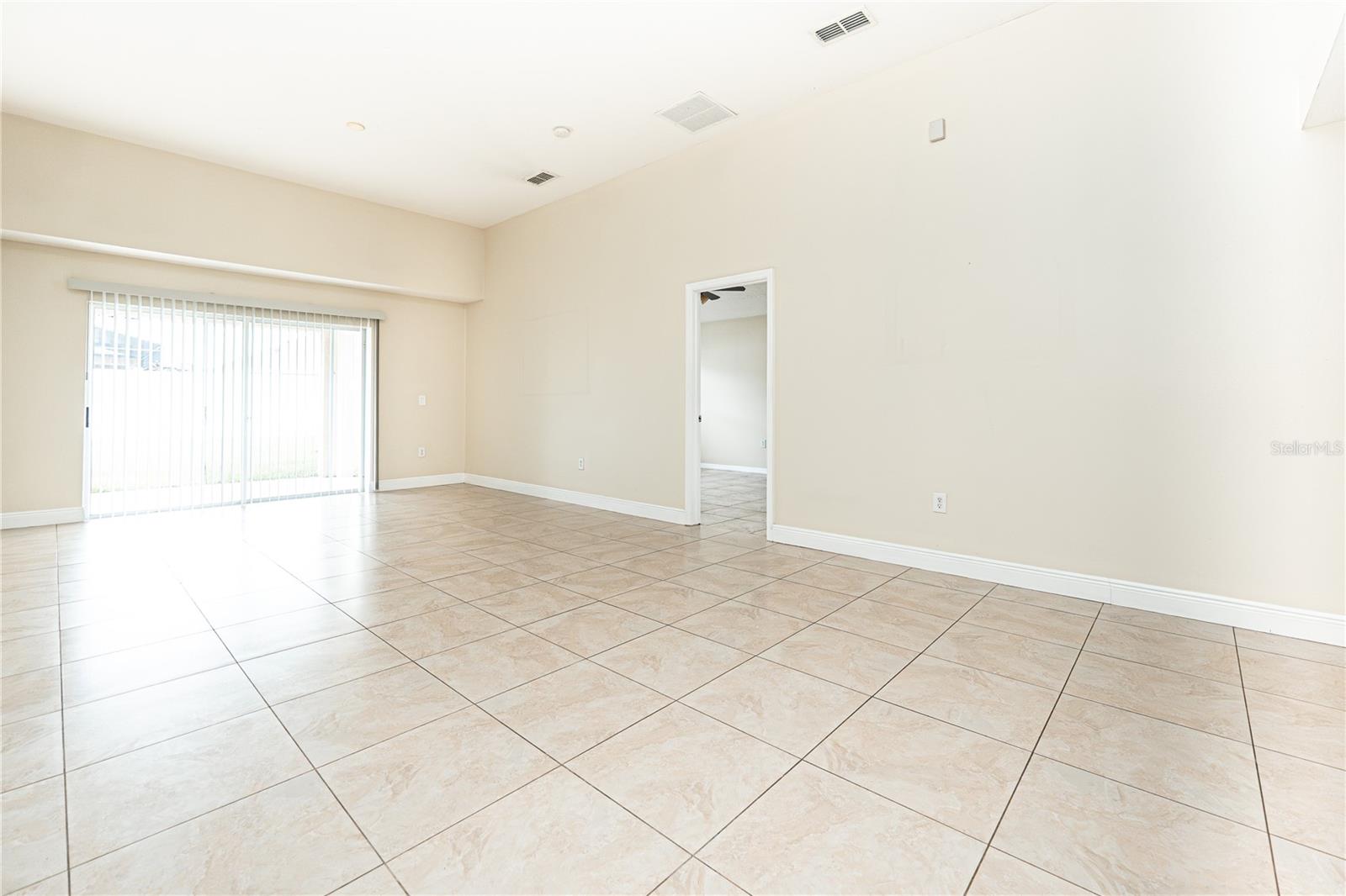 2709 LUCAS LAKES LN, KISSIMMEE, FL, 34744