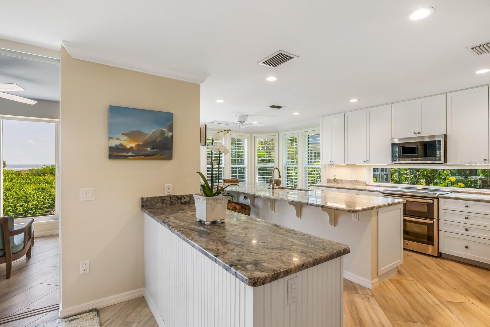 D6144387 Property Photo