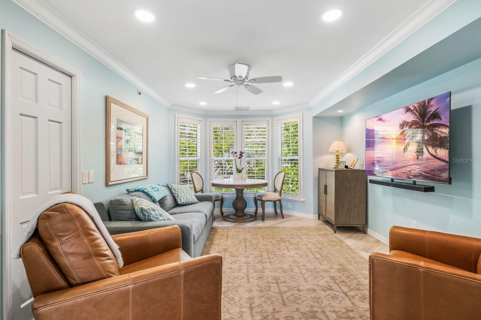 D6144387 Property Photo