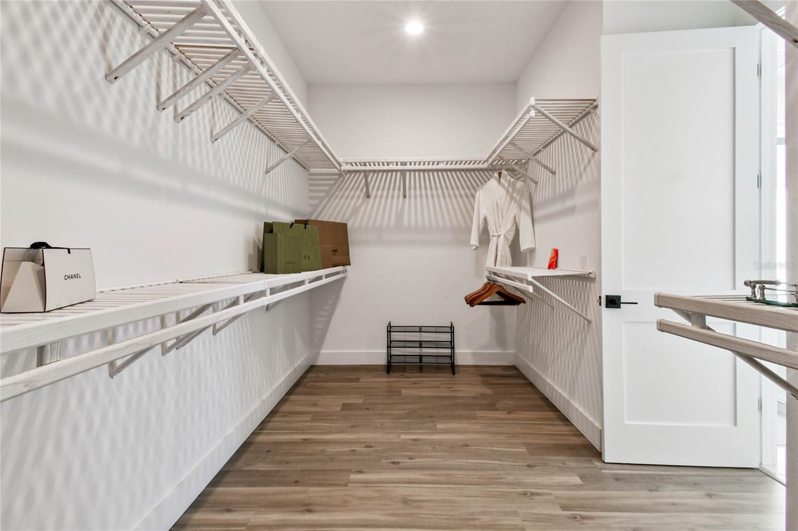 14906 N ROME AVE, TAMPA, FL, 33613