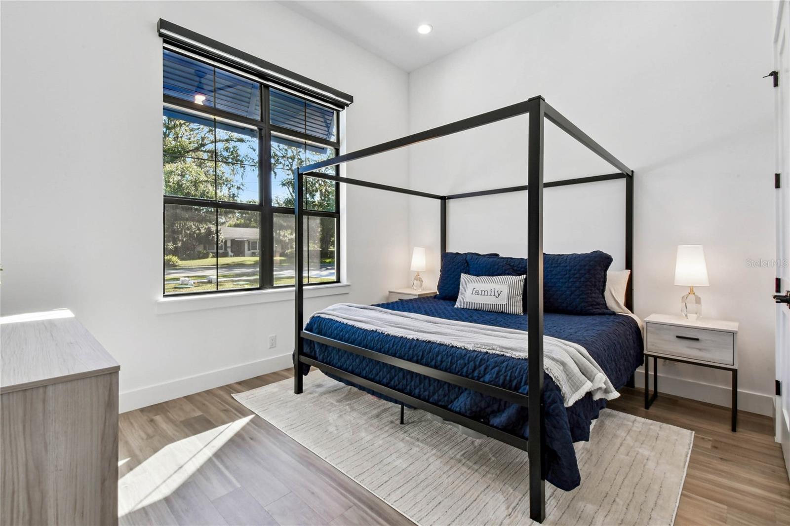 14906 N ROME AVE, TAMPA, FL, 33613