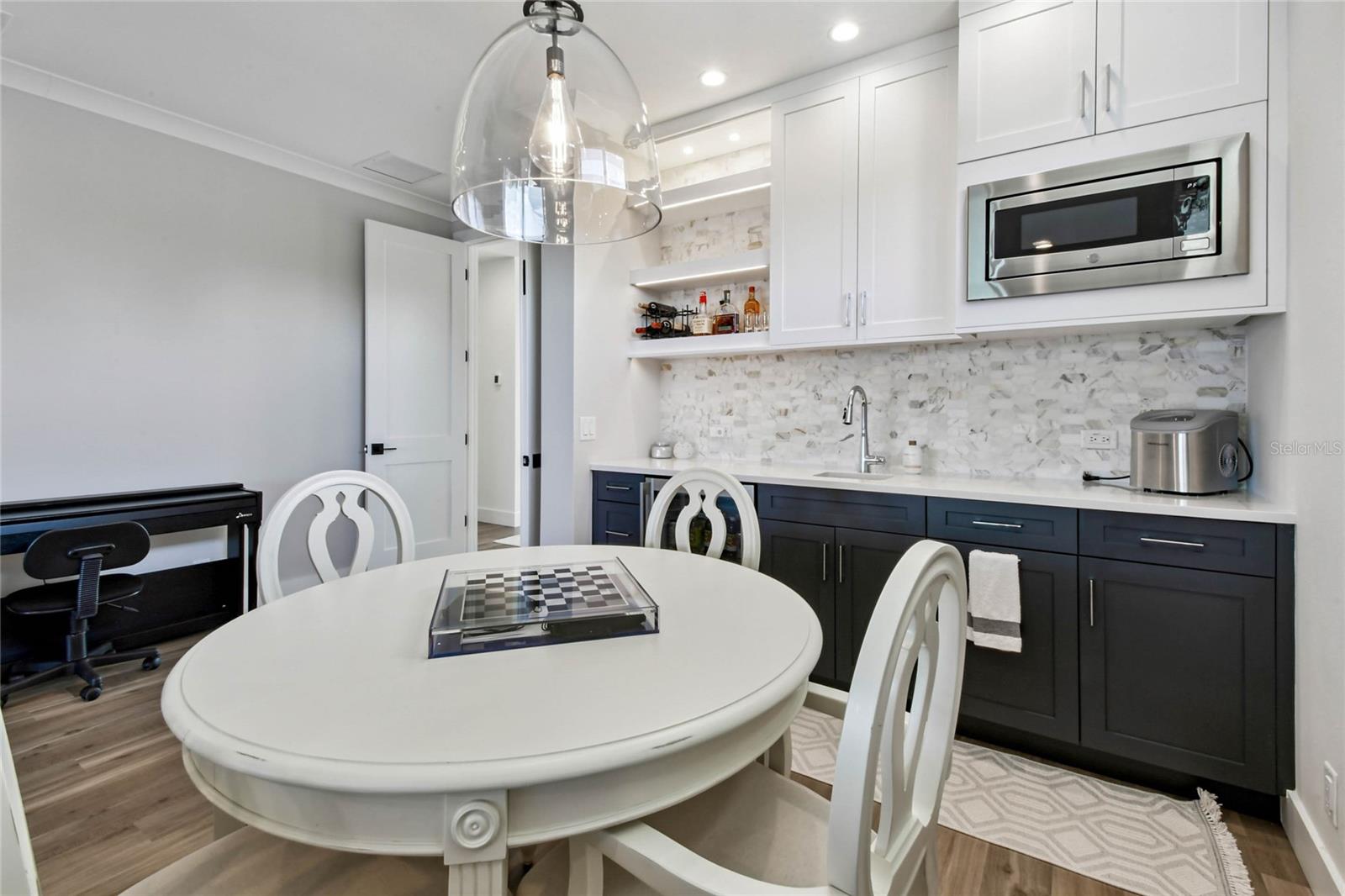 14906 N ROME AVE, TAMPA, FL, 33613