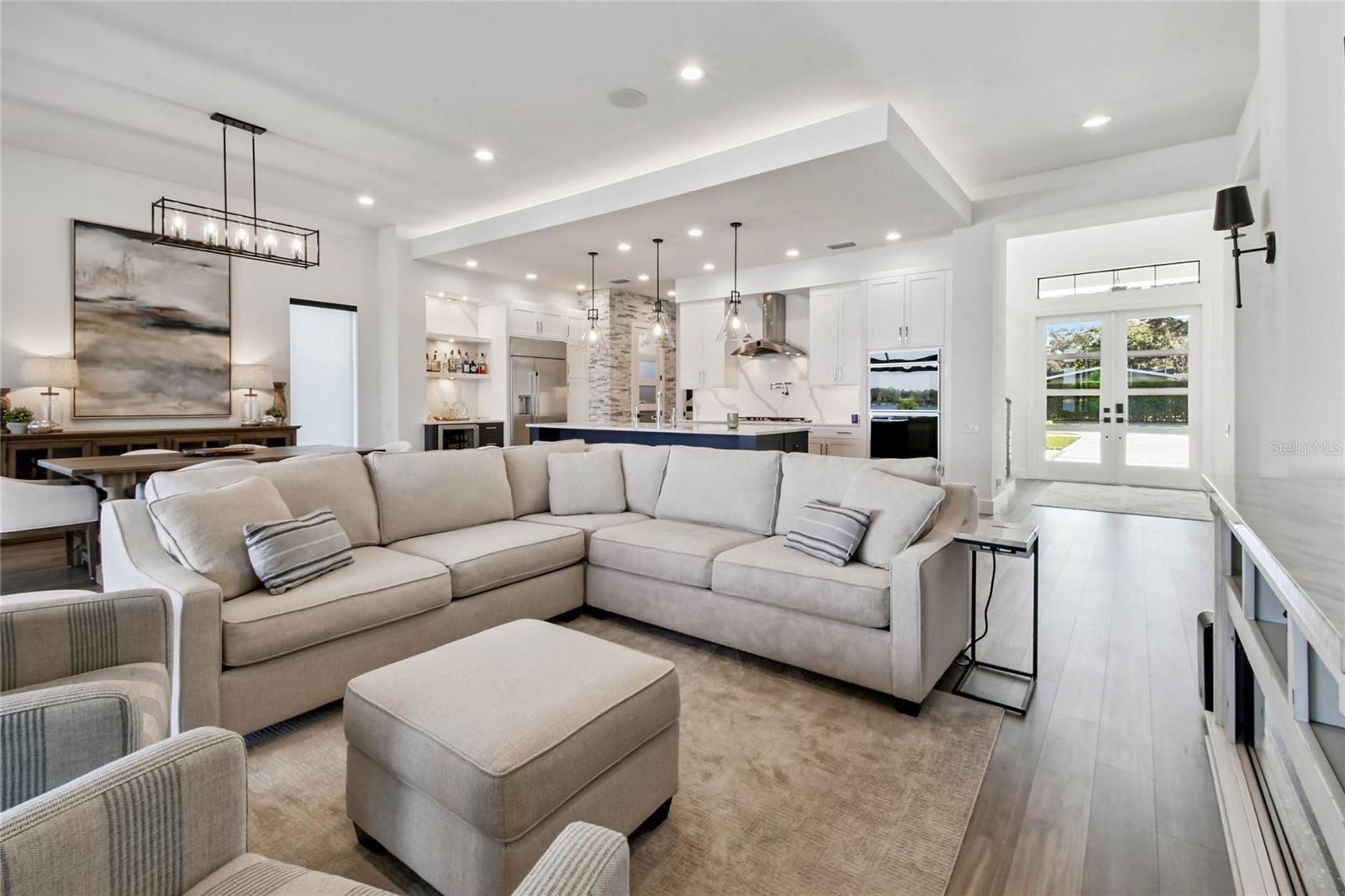 14906 N ROME AVE, TAMPA, FL, 33613