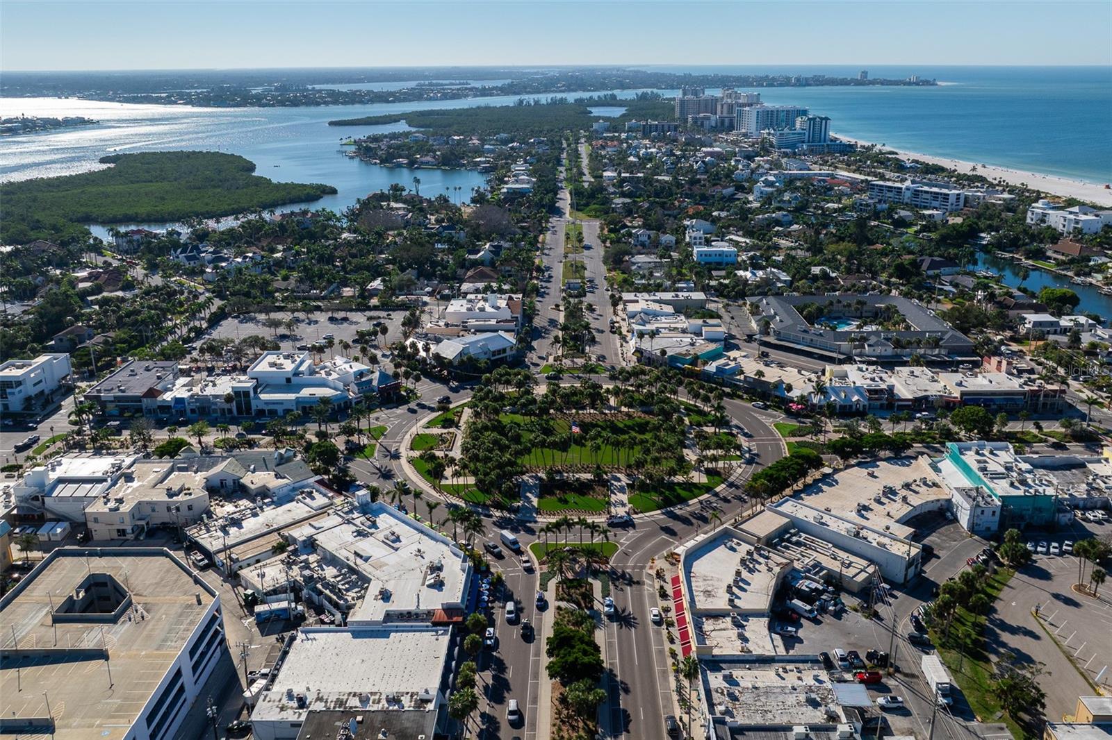 600 MOURNING DOVE DR, SARASOTA, FL, 34236