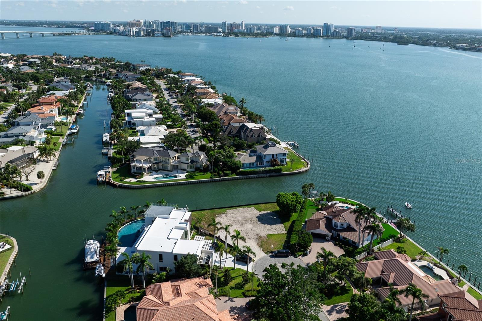 600 MOURNING DOVE DR, SARASOTA, FL, 34236