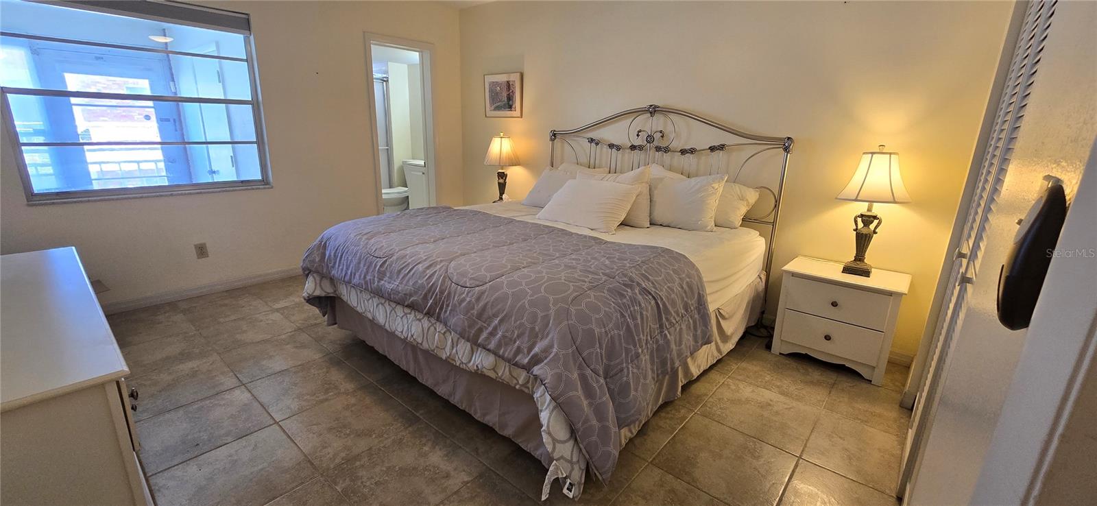 3540 32ND AVE N #213, ST PETERSBURG, FL, 33713