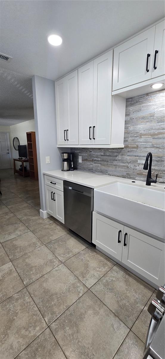 3540 32ND AVE N #213, ST PETERSBURG, FL, 33713