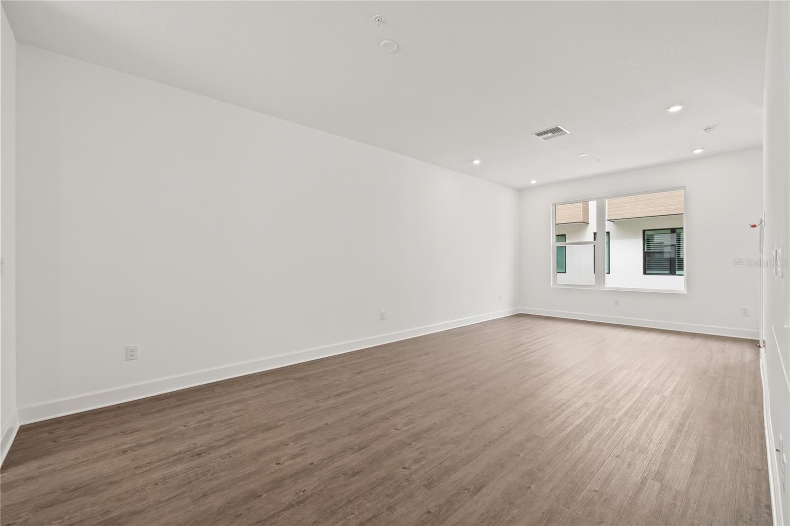 319 15TH ST N, ST PETERSBURG, FL, 33705