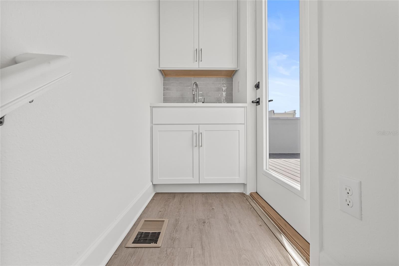 319 15TH ST N, ST PETERSBURG, FL, 33705