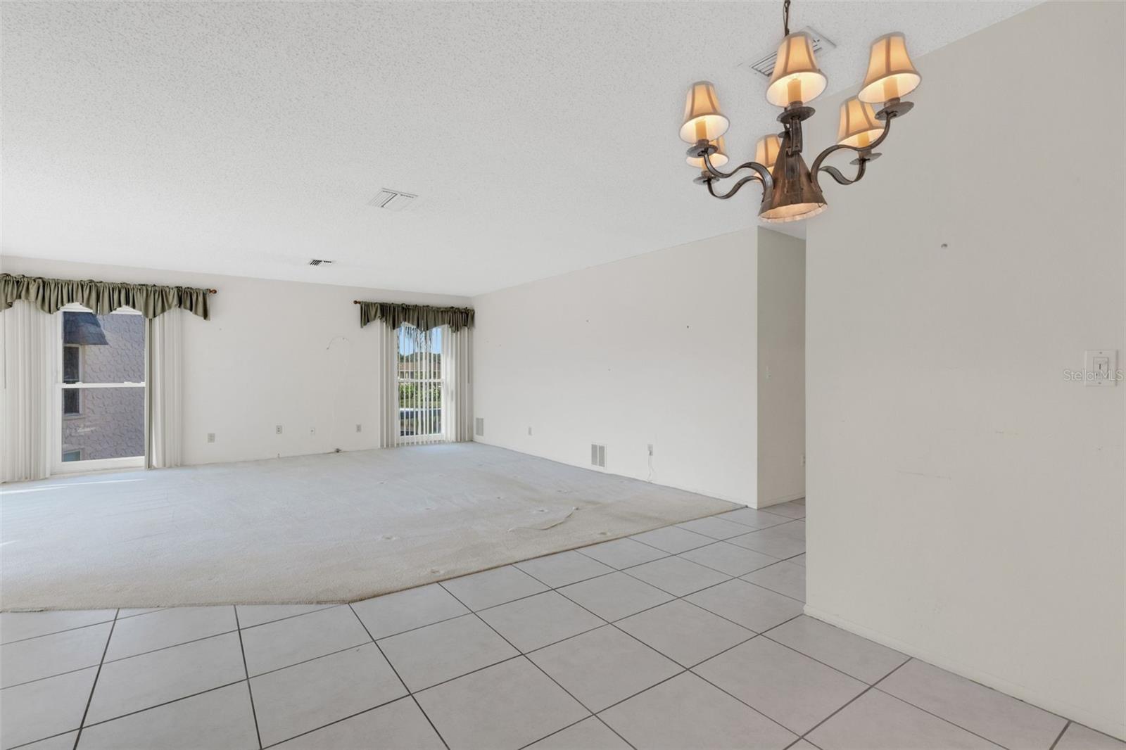 212 FERNWOOD CIR #212, SEMINOLE, FL, 33777