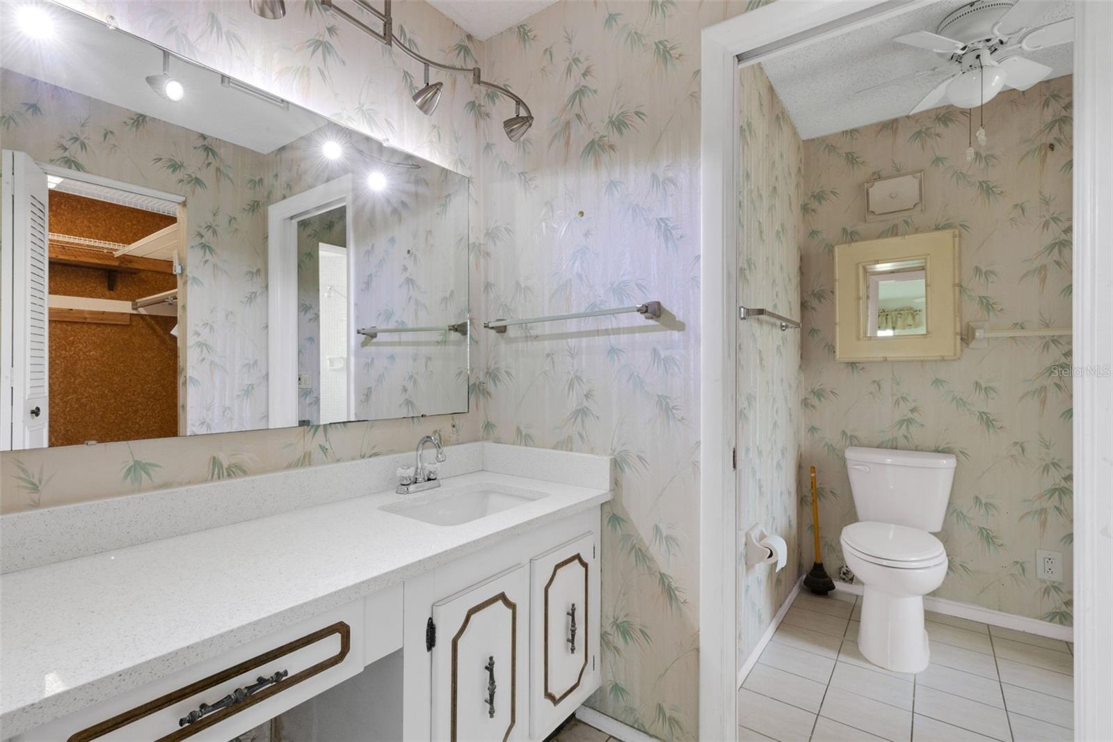 212 FERNWOOD CIR #212, SEMINOLE, FL, 33777