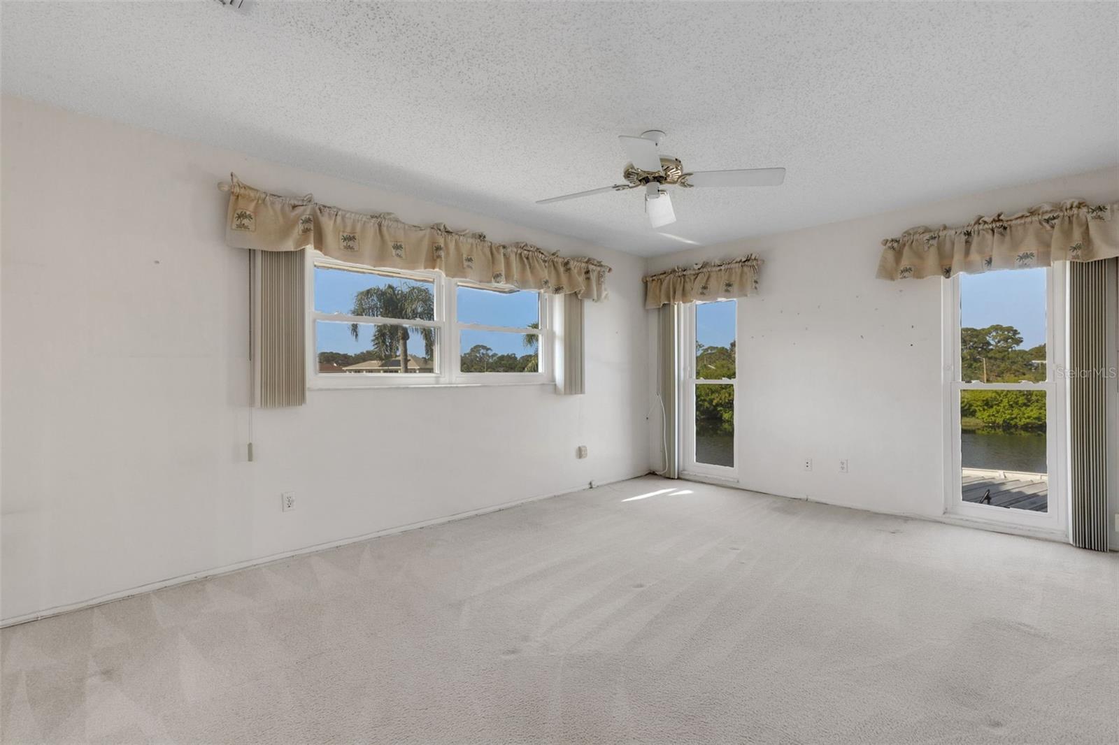 212 FERNWOOD CIR #212, SEMINOLE, FL, 33777