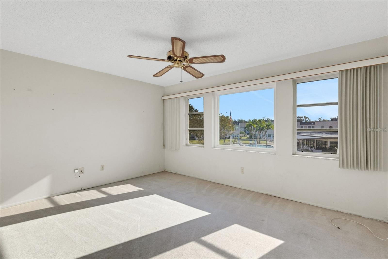 212 FERNWOOD CIR #212, SEMINOLE, FL, 33777