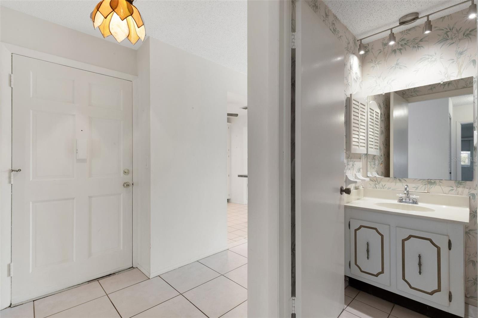 212 FERNWOOD CIR #212, SEMINOLE, FL, 33777