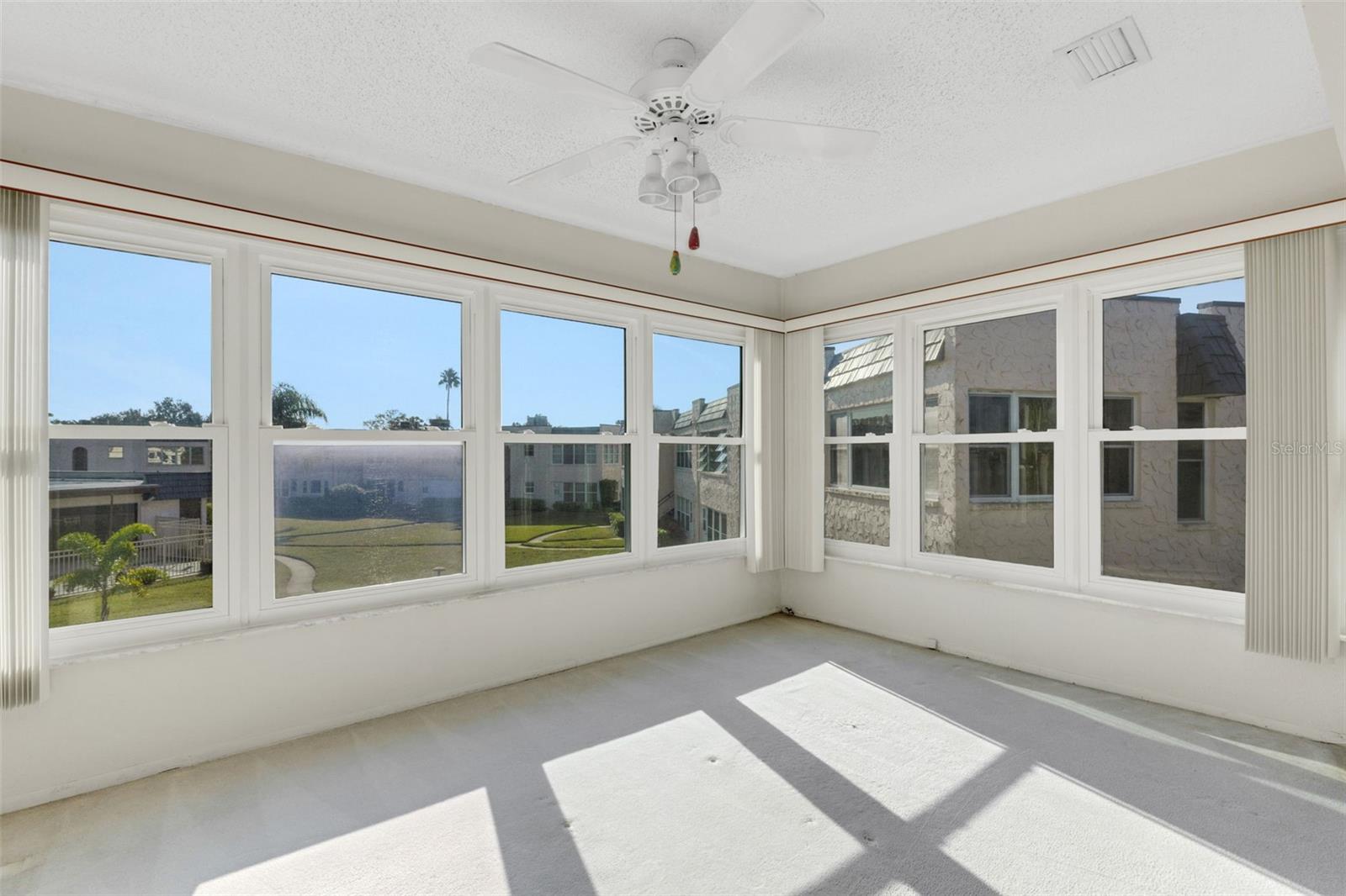 212 FERNWOOD CIR #212, SEMINOLE, FL, 33777