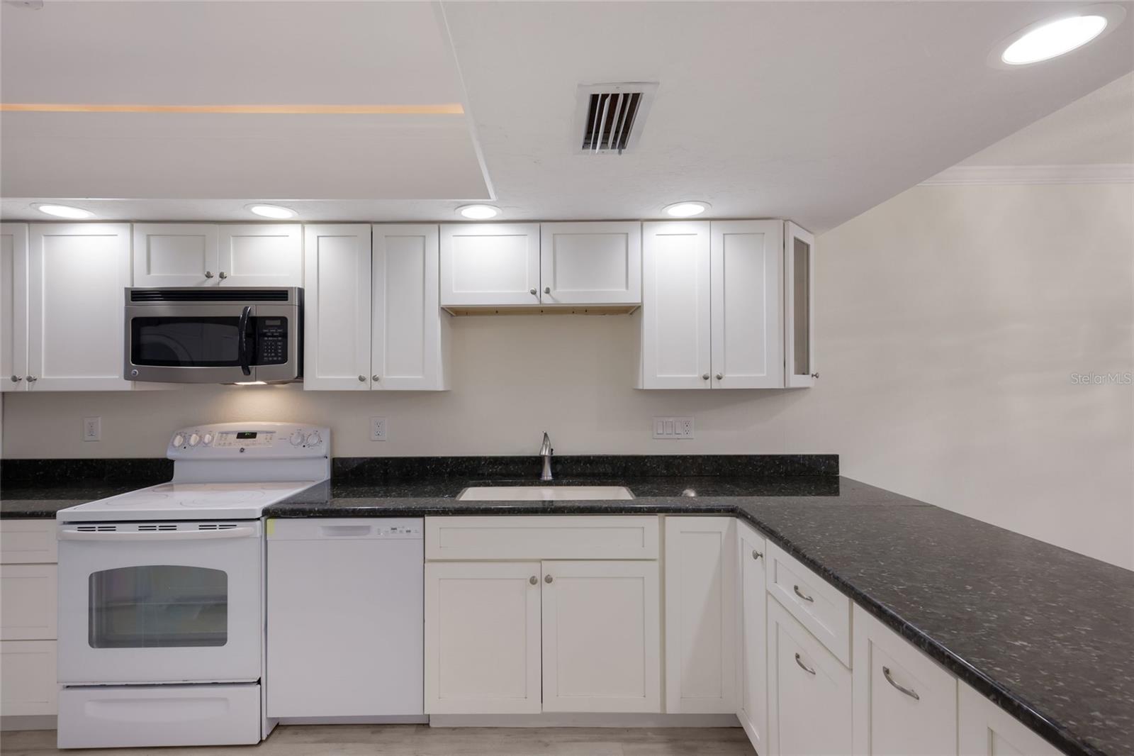 4761 INDEPENDENCE DR #4761, BRADENTON, FL, 34210