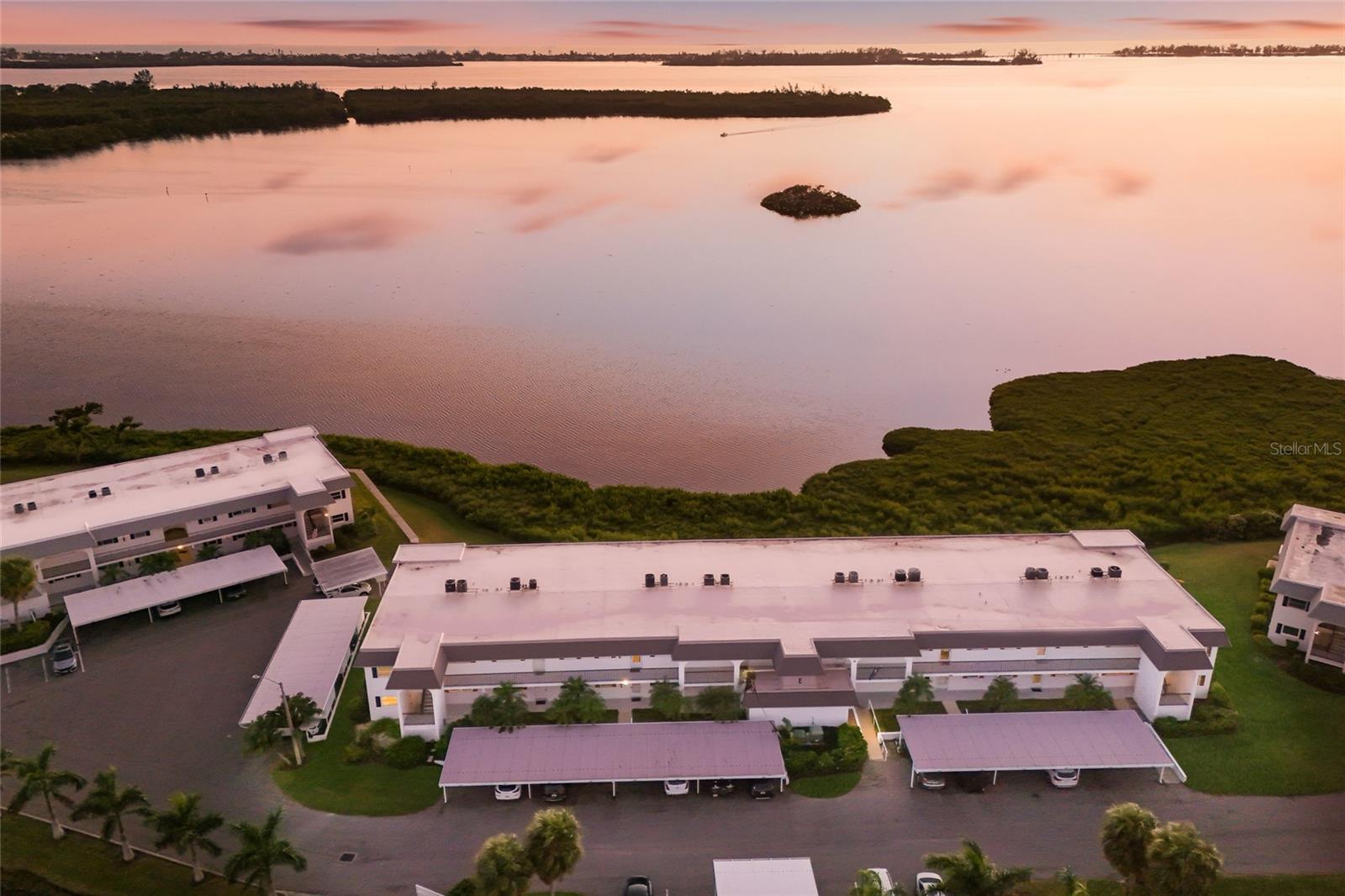 4761 INDEPENDENCE DR #4761, BRADENTON, FL, 34210