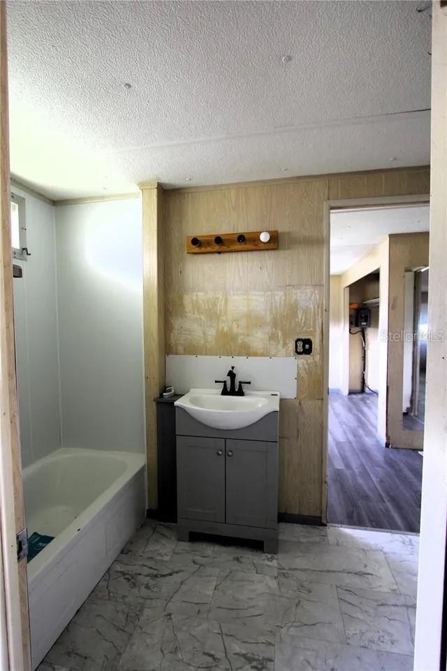 TB8440628 Property Photo