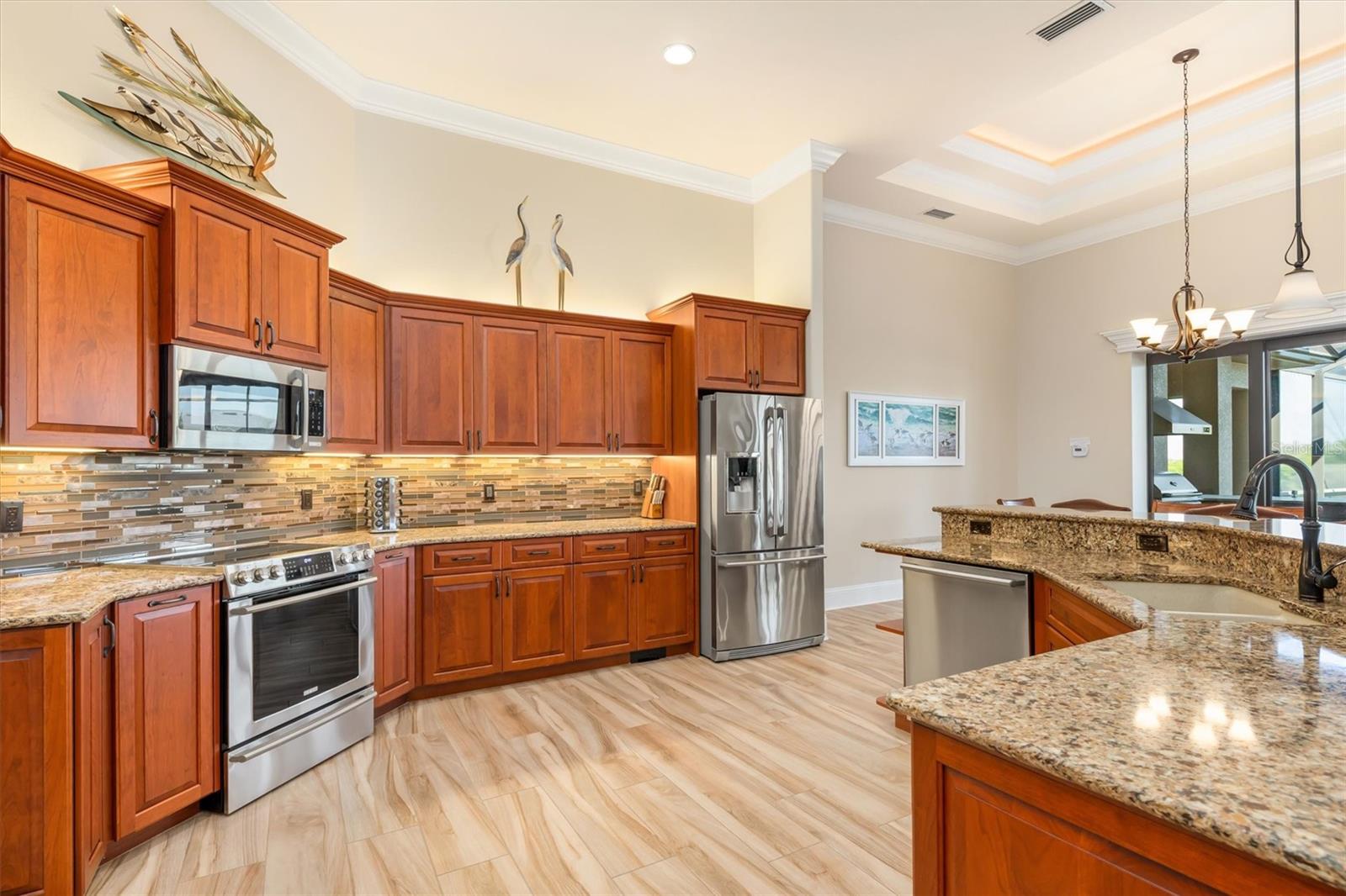 15516 MARGO CIR, PORT CHARLOTTE, FL, 33981