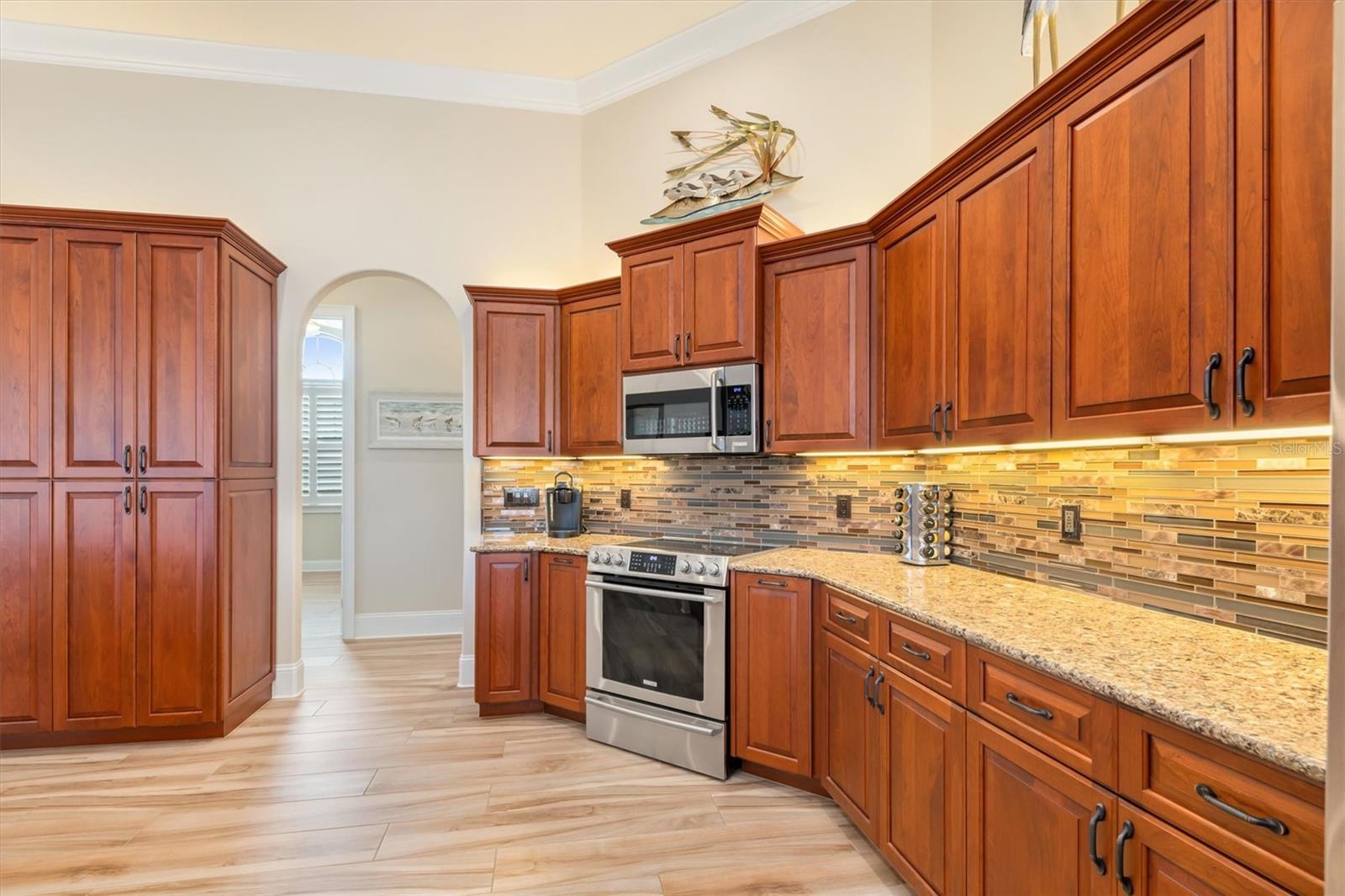 15516 MARGO CIR, PORT CHARLOTTE, FL, 33981