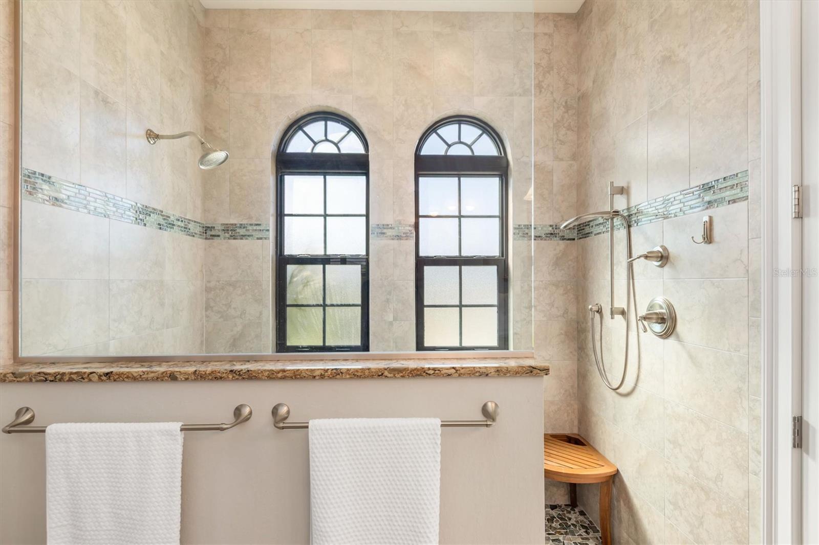 15516 MARGO CIR, PORT CHARLOTTE, FL, 33981