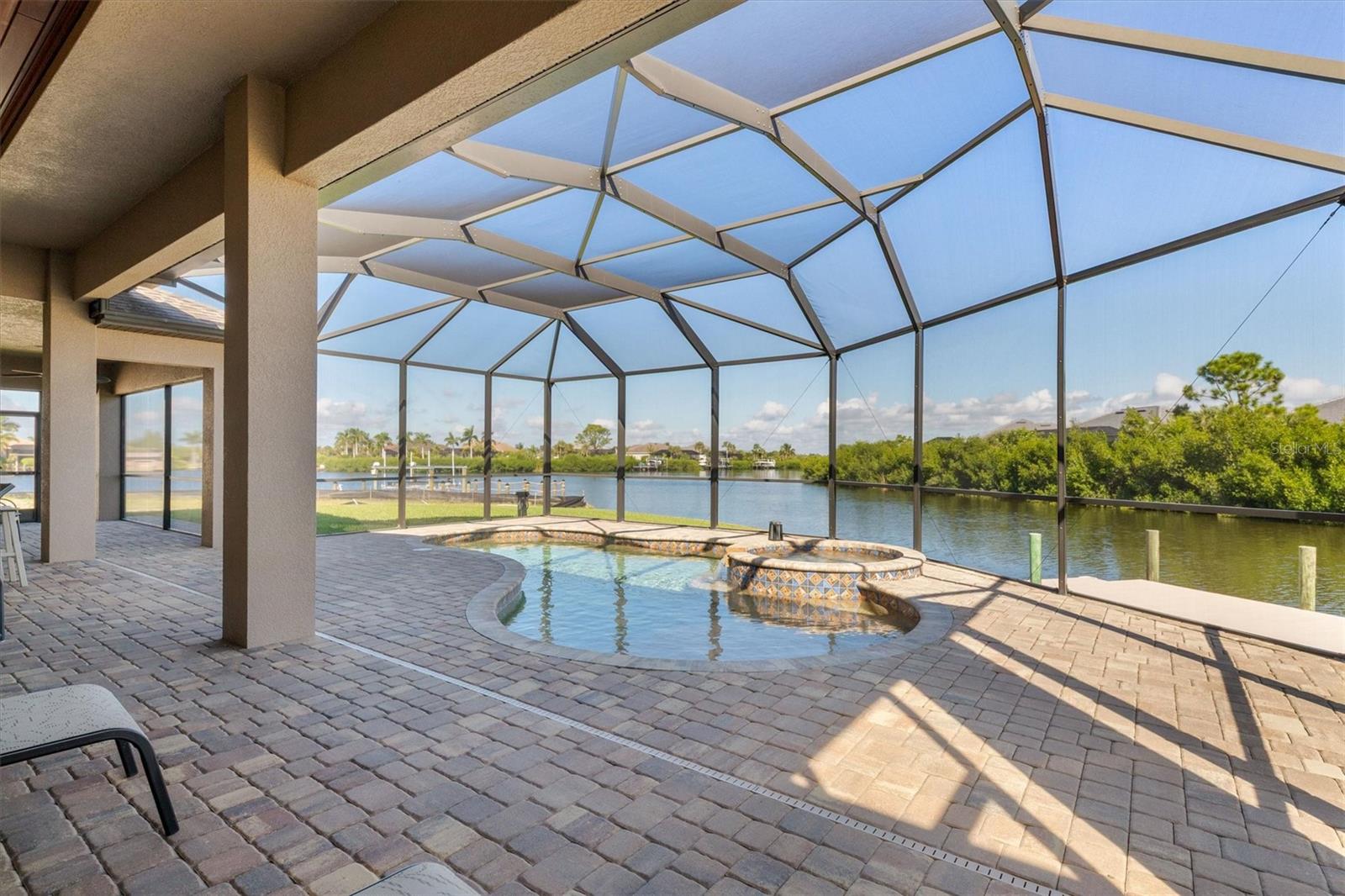 15516 MARGO CIR, PORT CHARLOTTE, FL, 33981