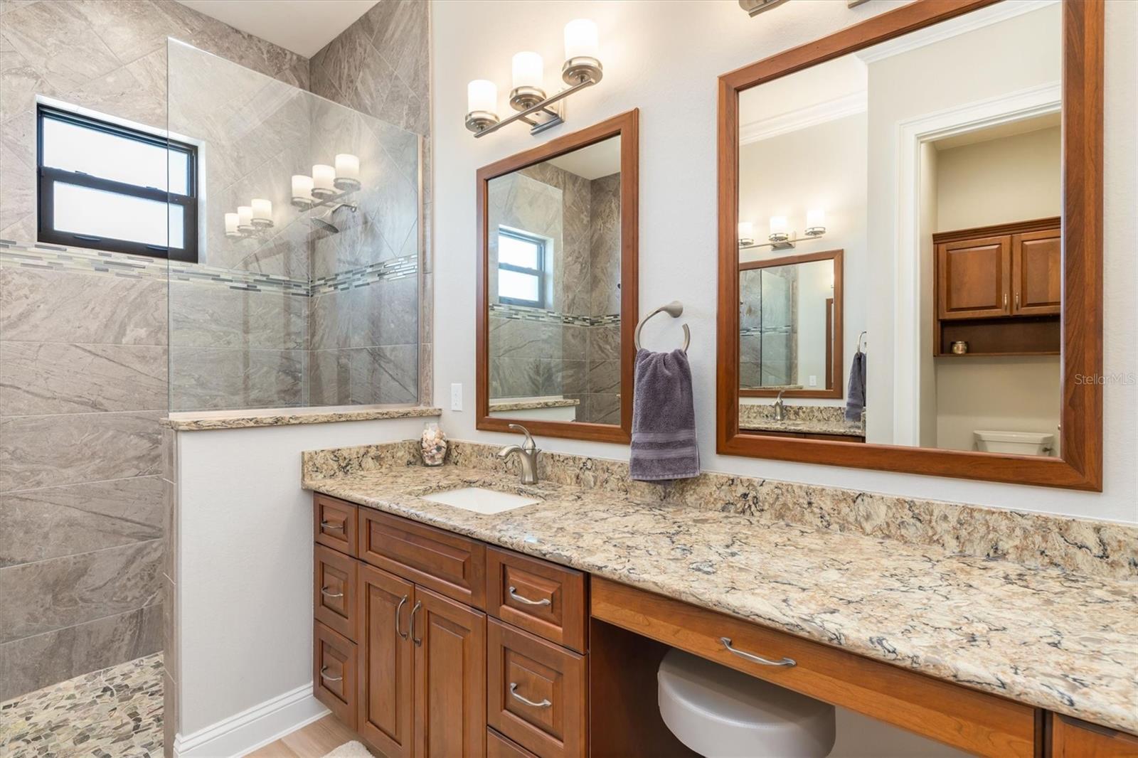 15516 MARGO CIR, PORT CHARLOTTE, FL, 33981