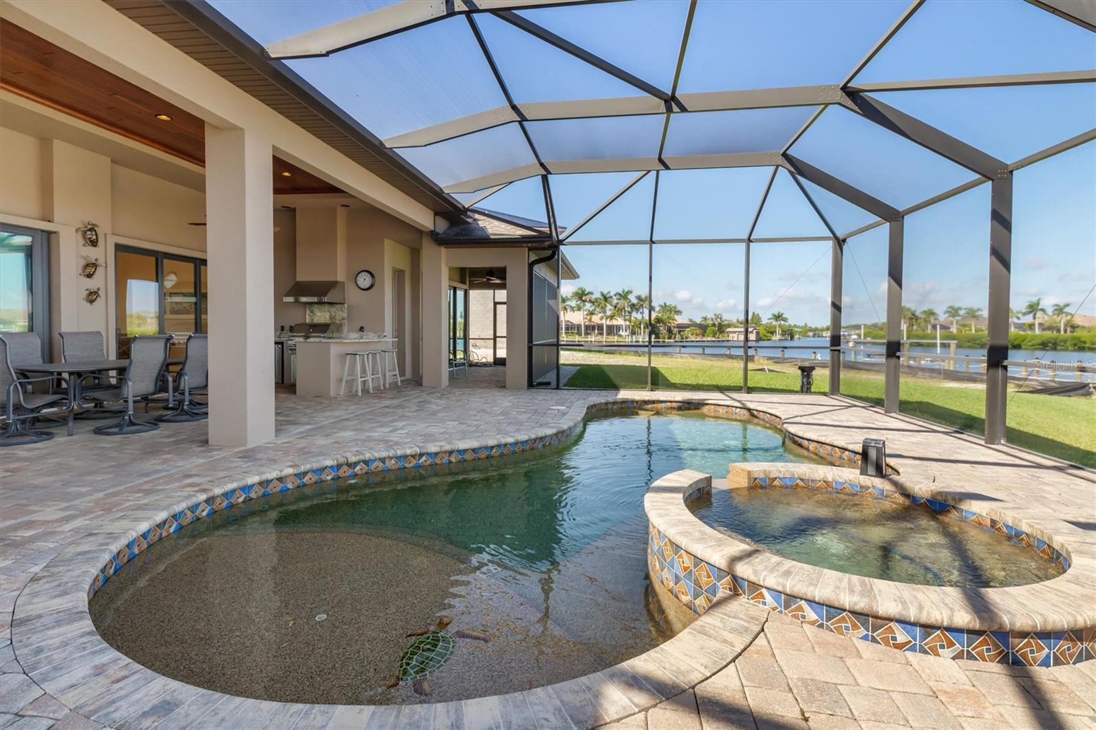 15516 MARGO CIR, PORT CHARLOTTE, FL, 33981