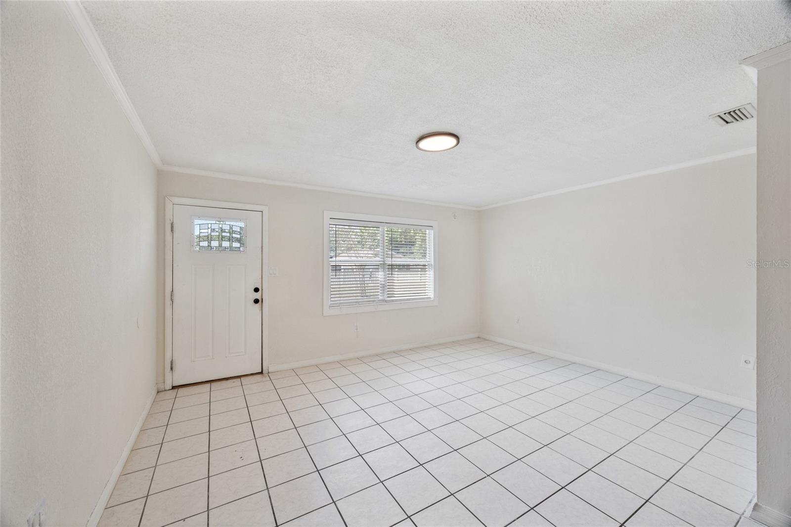 10303 N MYRTLE ST, TAMPA, FL, 33617