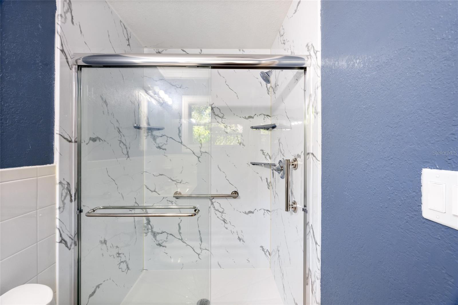 10303 N MYRTLE ST, TAMPA, FL, 33617