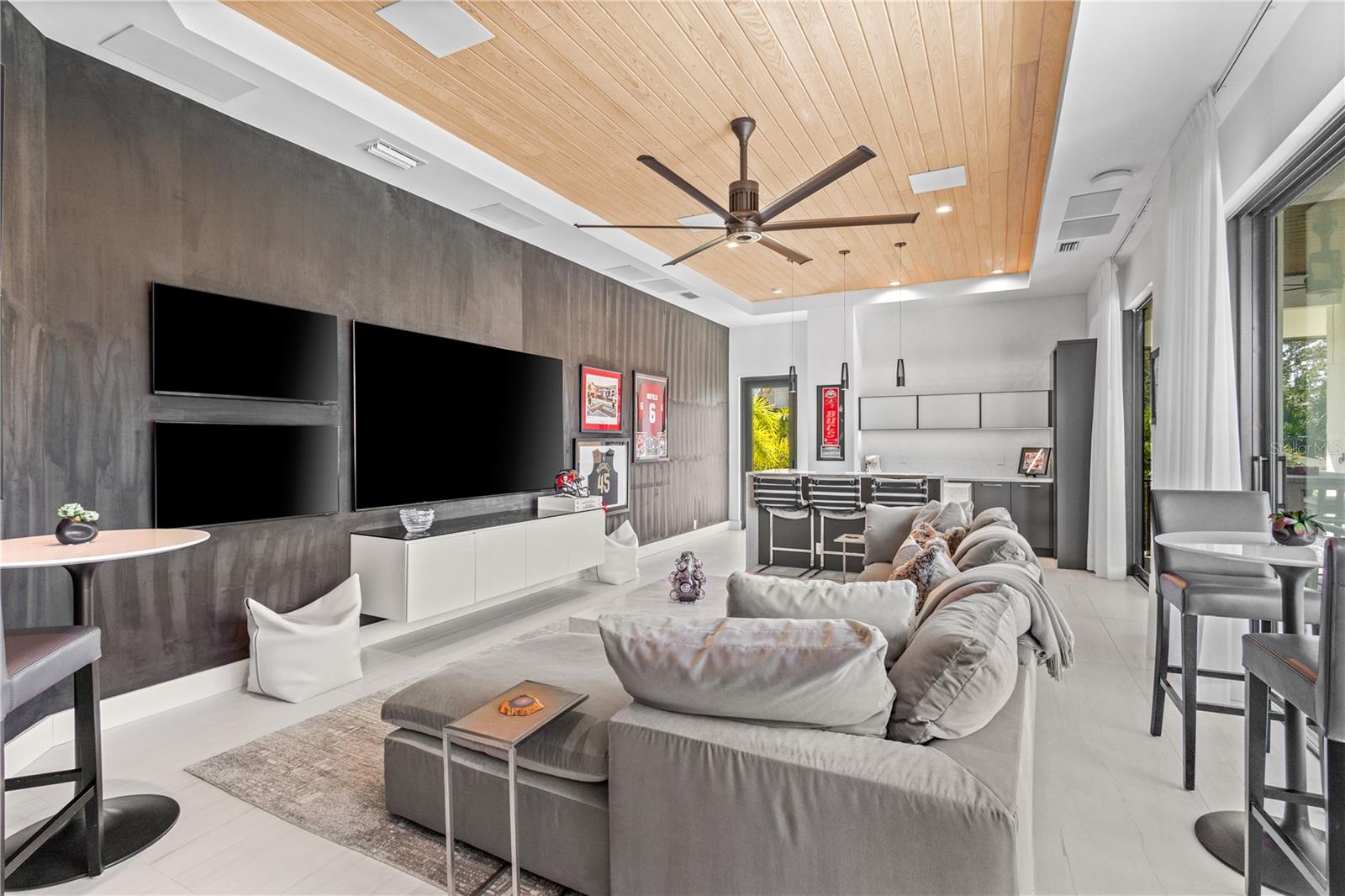 A4669396 Property Photo