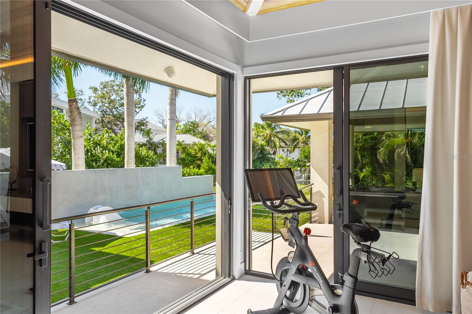 A4669396 Property Photo