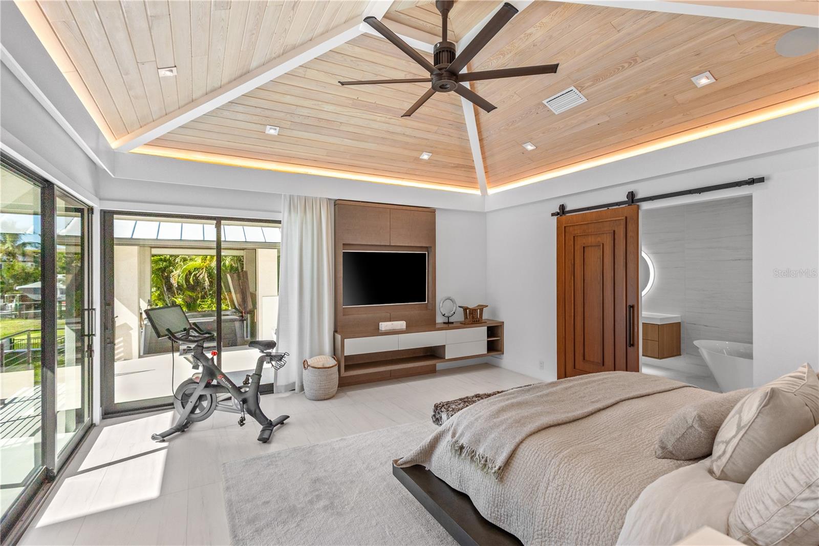 A4669396 Property Photo