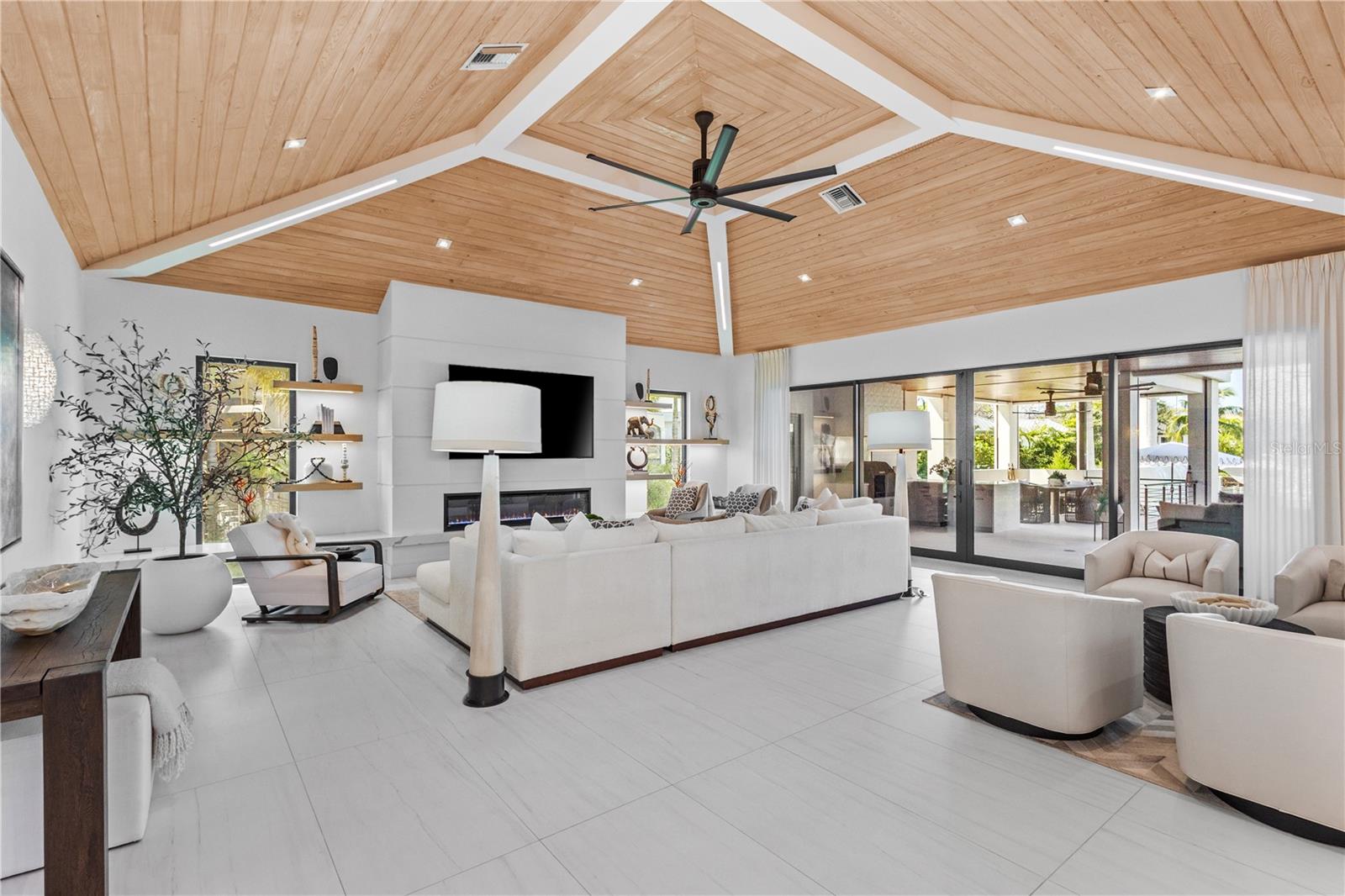 A4669396 Property Photo