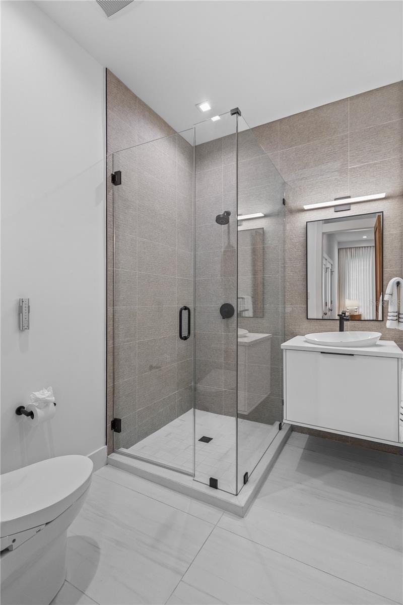 A4669396 Property Photo