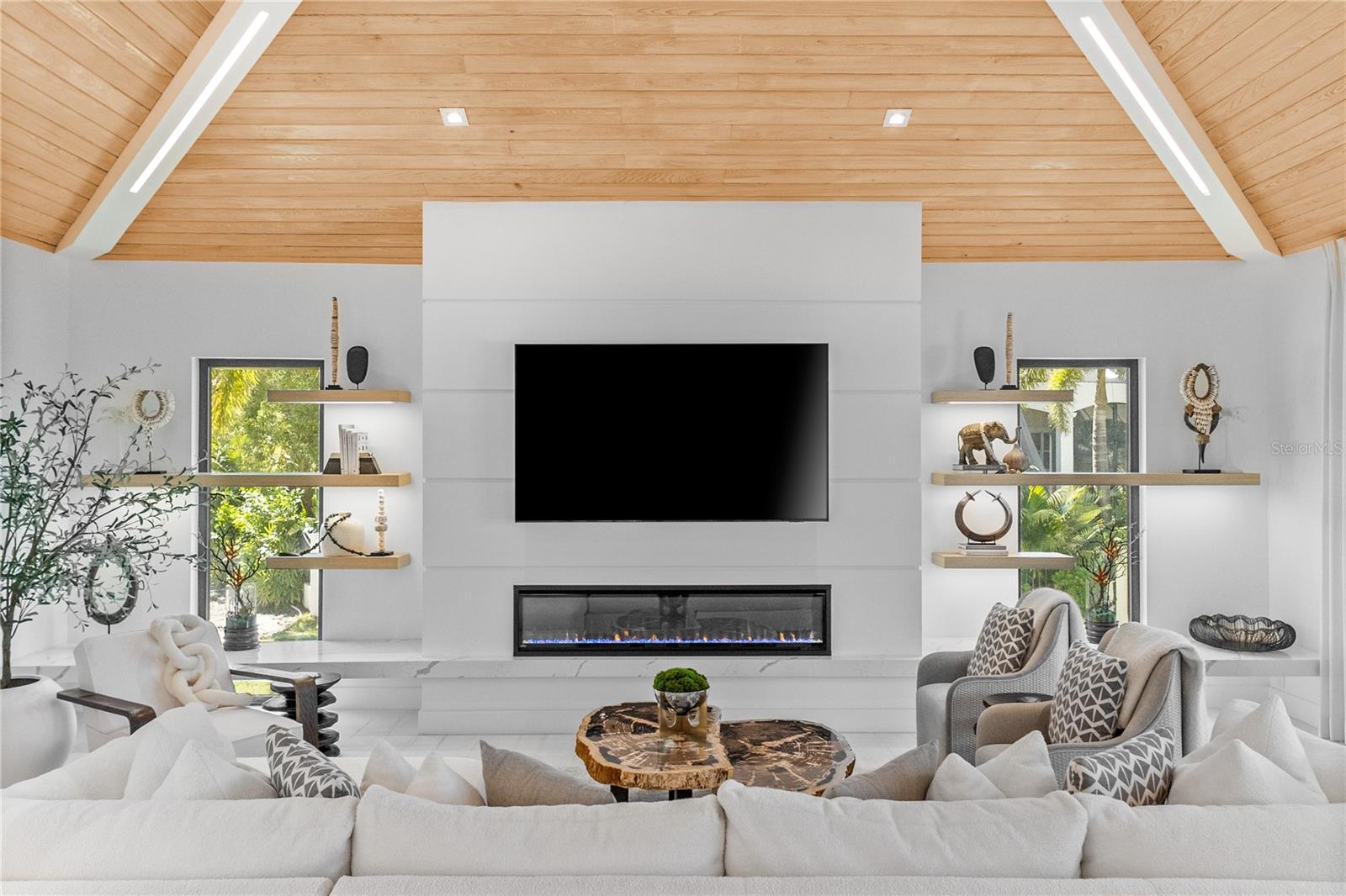 A4669396 Property Photo