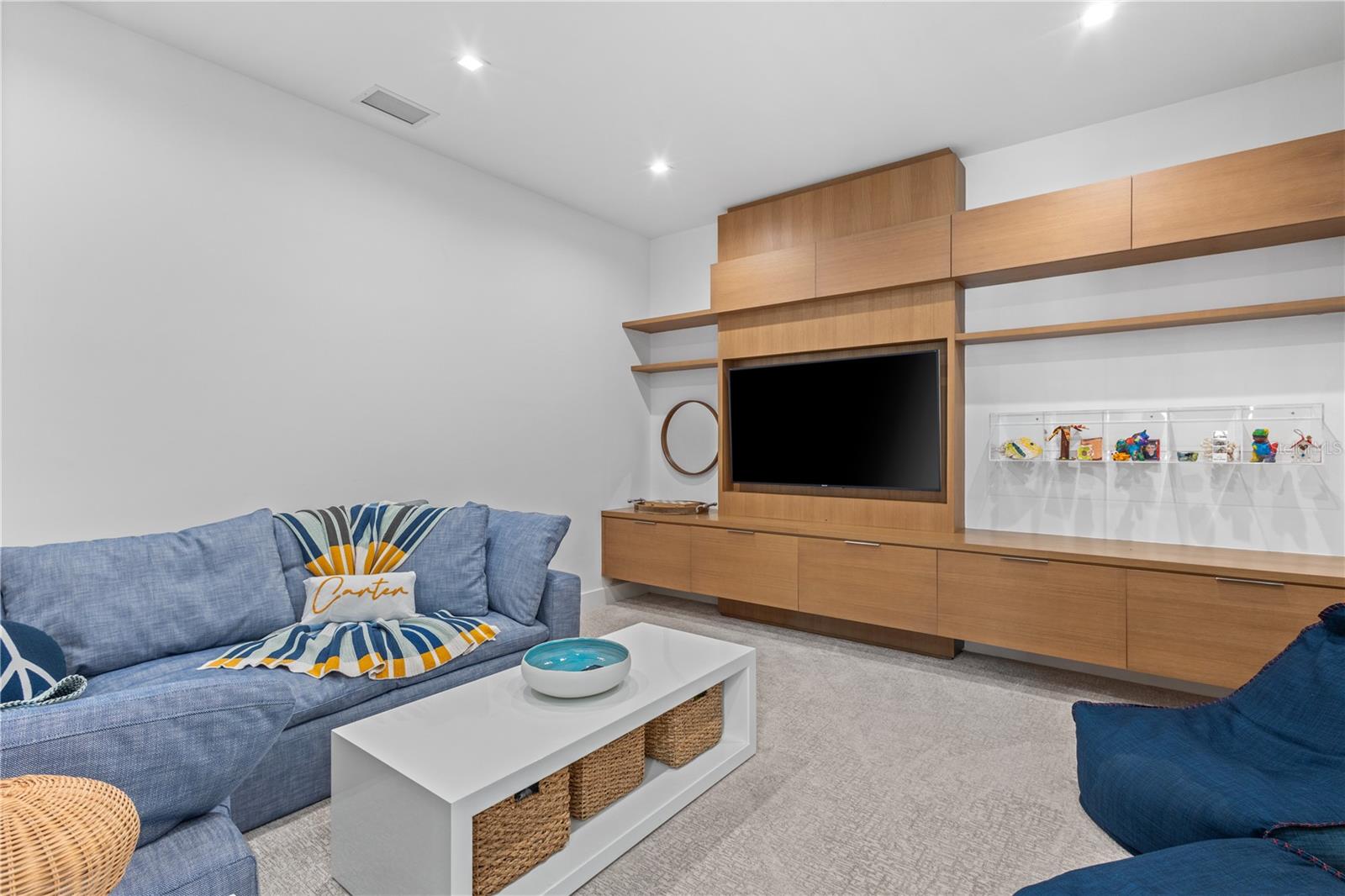 A4669396 Property Photo