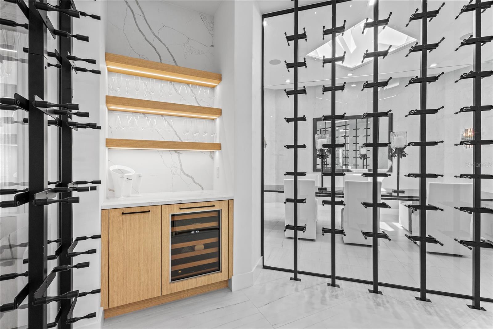 A4669396 Property Photo